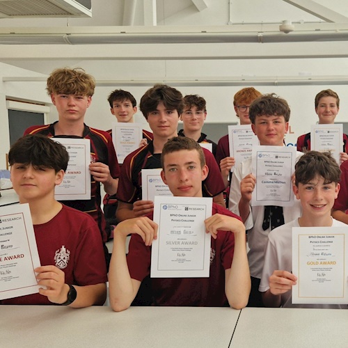 Junior Physicists Shine in National Competition