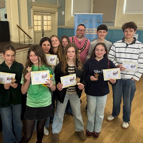 Shiplake Artists Spark Success 