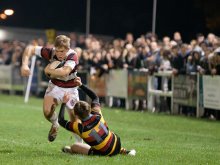 Shiplake Edge Floodlit Thriller Shiplake Edge Floodlit Thriller
