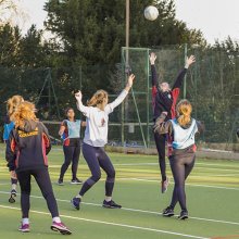 Surrey Storm Netball Pro Trains Girls