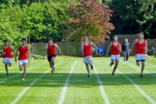 Athletes Set the Standard Athletes Set the Standard